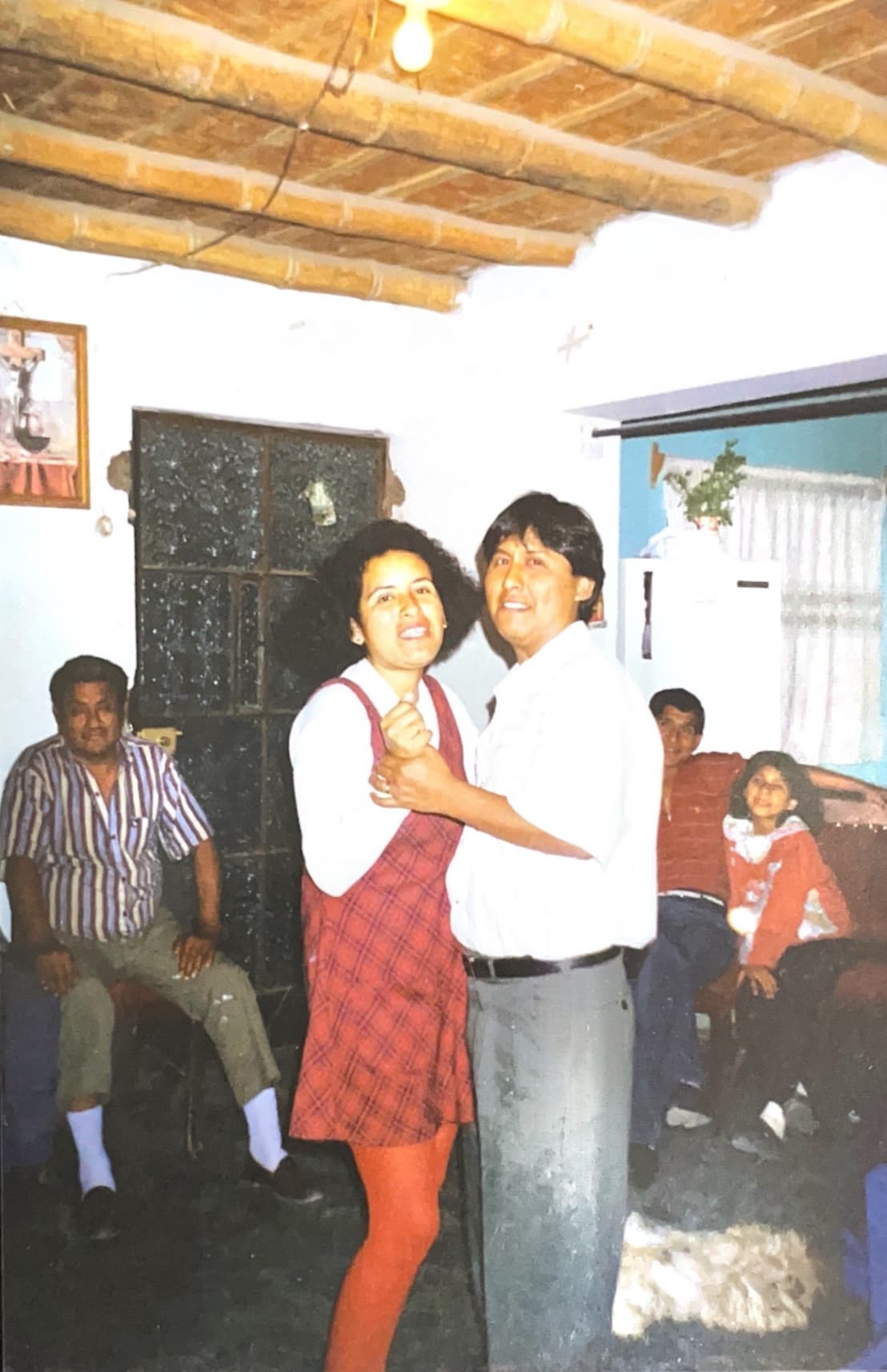 Bailando en una fiesta familiar, años atrás