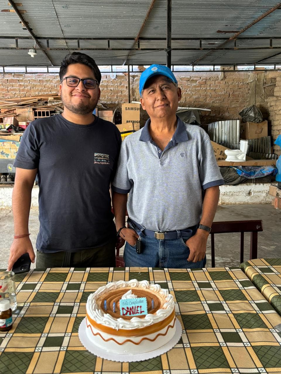 En su cumpleaños con su hijo