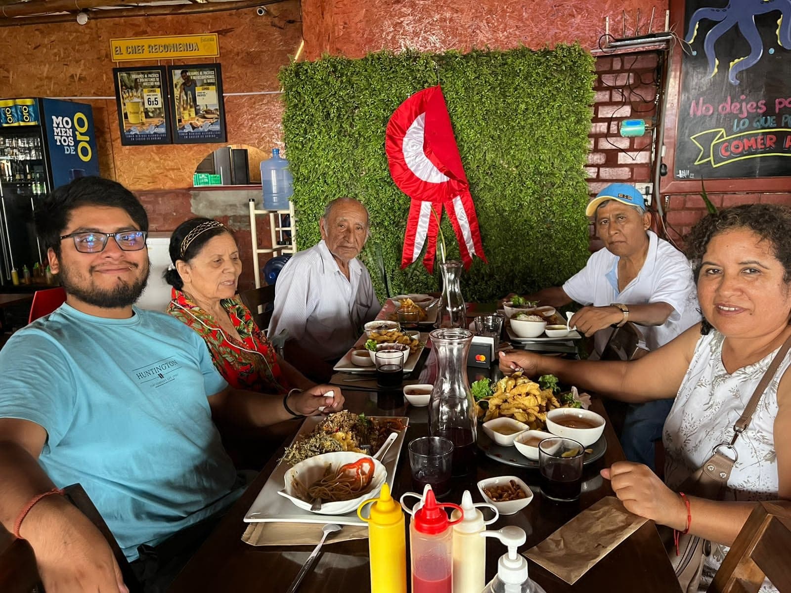 Almuerzo en familia