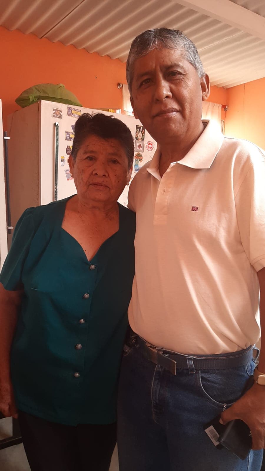 Con su tía
