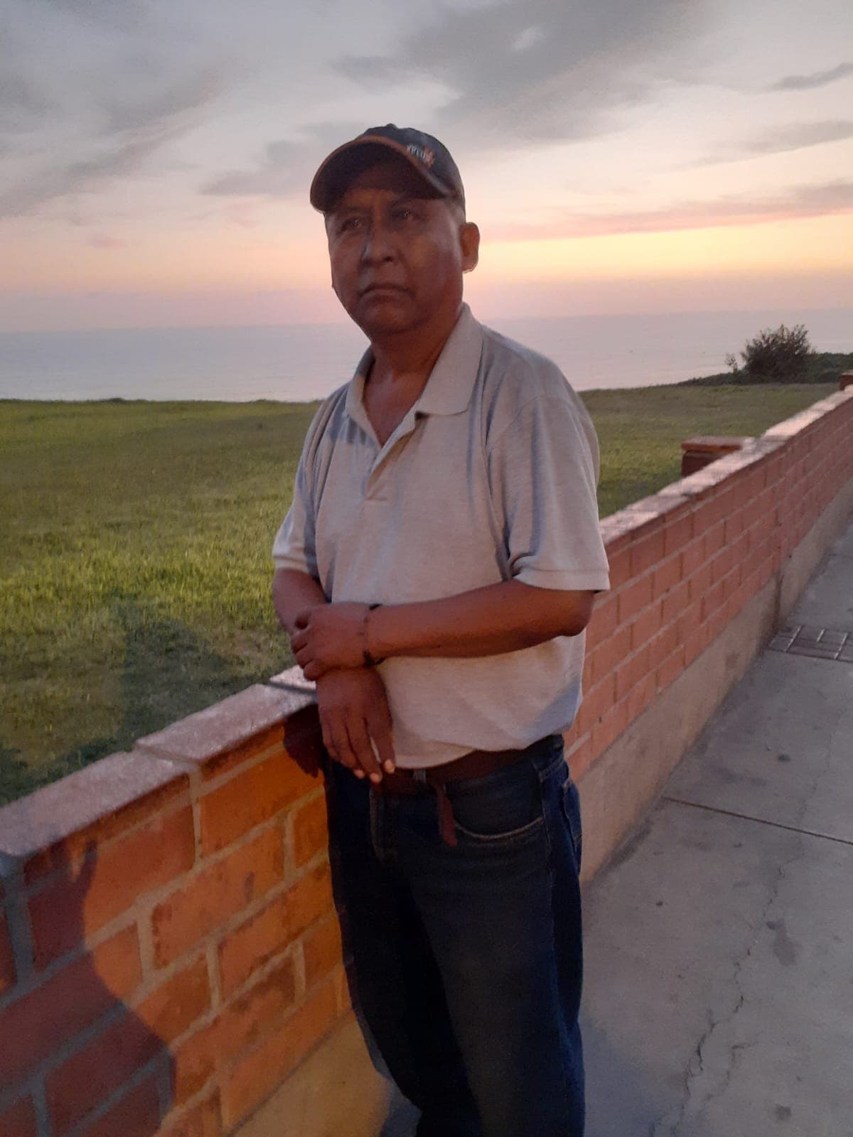 Al atardecer, de viaje