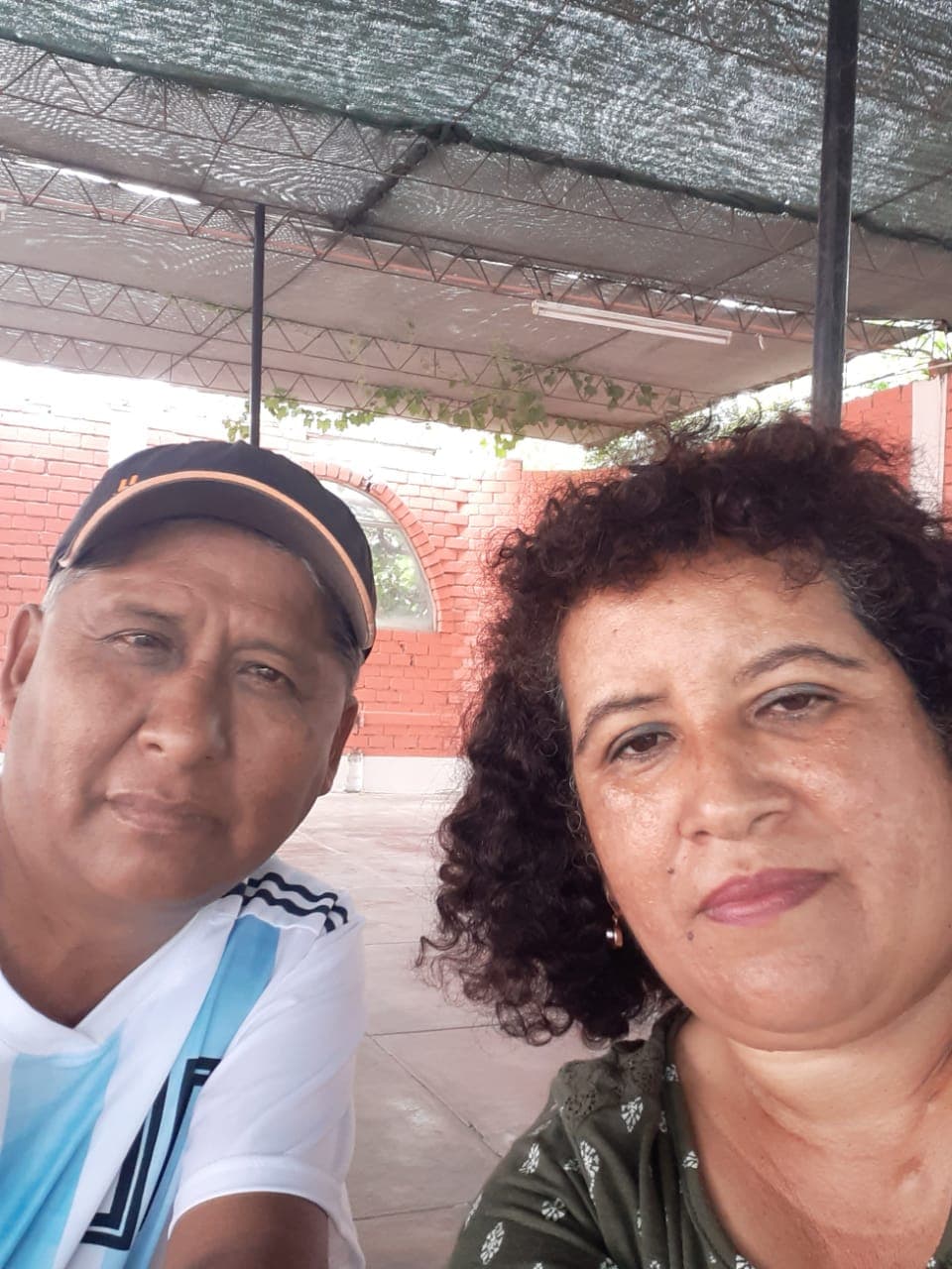Con su esposa
