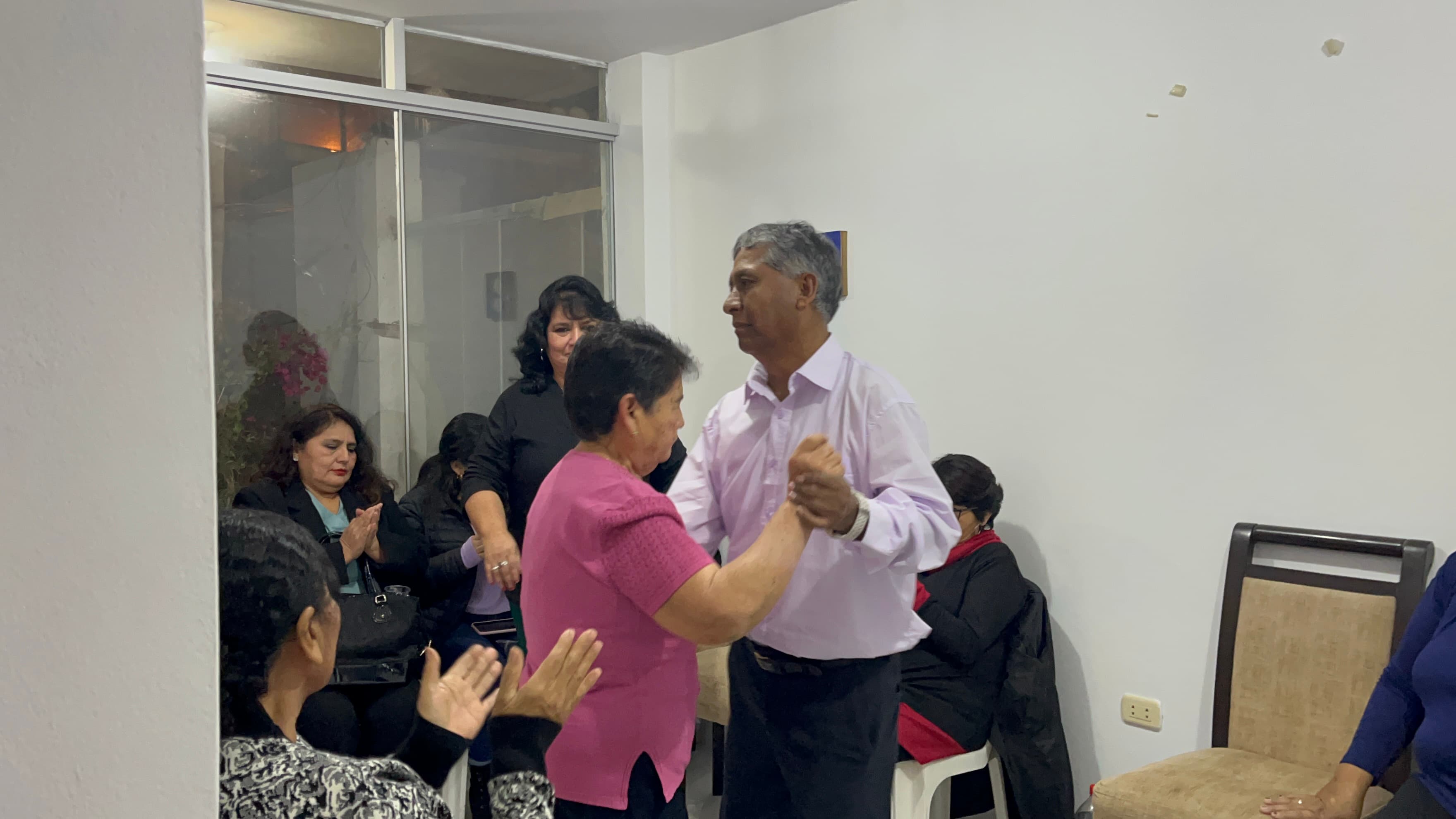 Bailando en su cumpleaños