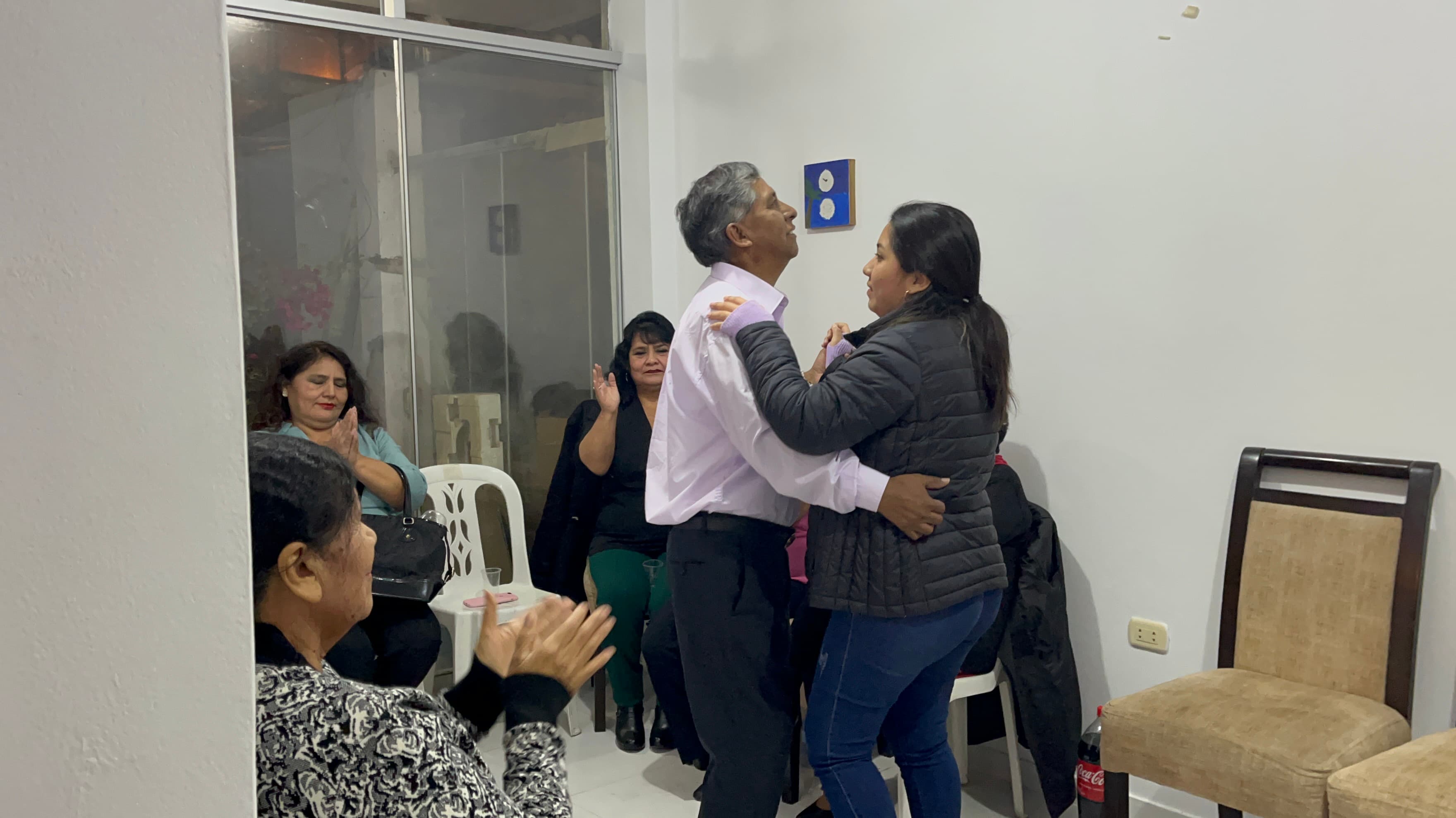 Bailando con su sobrina